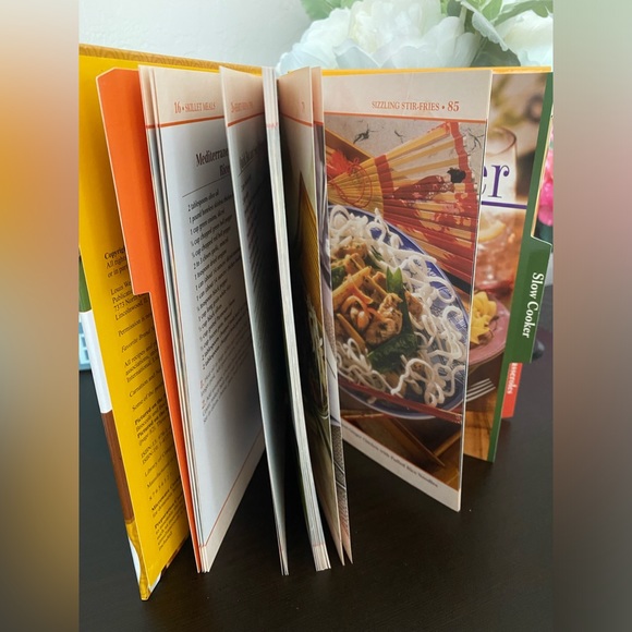 📕 3 BOOKS IN 1 COOKBOOK! NEVER USED! ONE-DISH , SLOW COOKER & CASSEROLES! - Picture 11 of 11